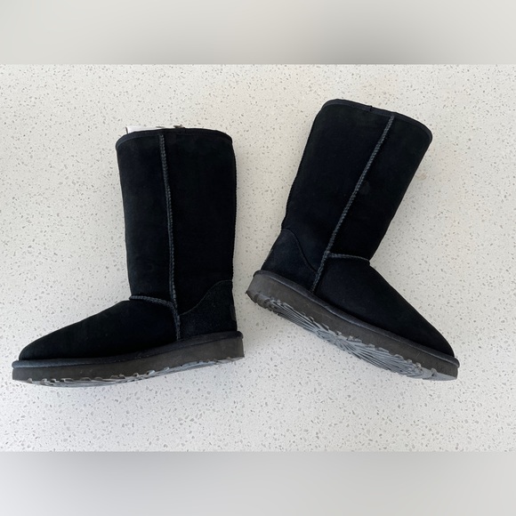 UGG Classic Tall Boots Size EU 36 - Picture 4 of 6